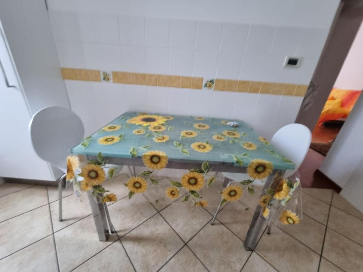 La Casa Dei Girasoli Genua Exterior foto